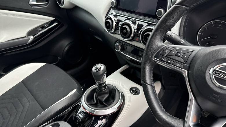 Nissan Juke 1.0 DiG-T 114 Tekna+ 5dr Petrol Hatchback